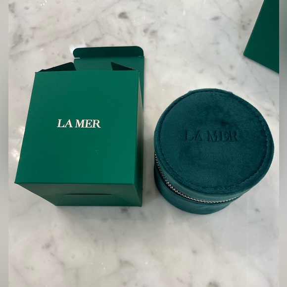 La Mer Handbags - La Mer Vanity Case for Crème, New